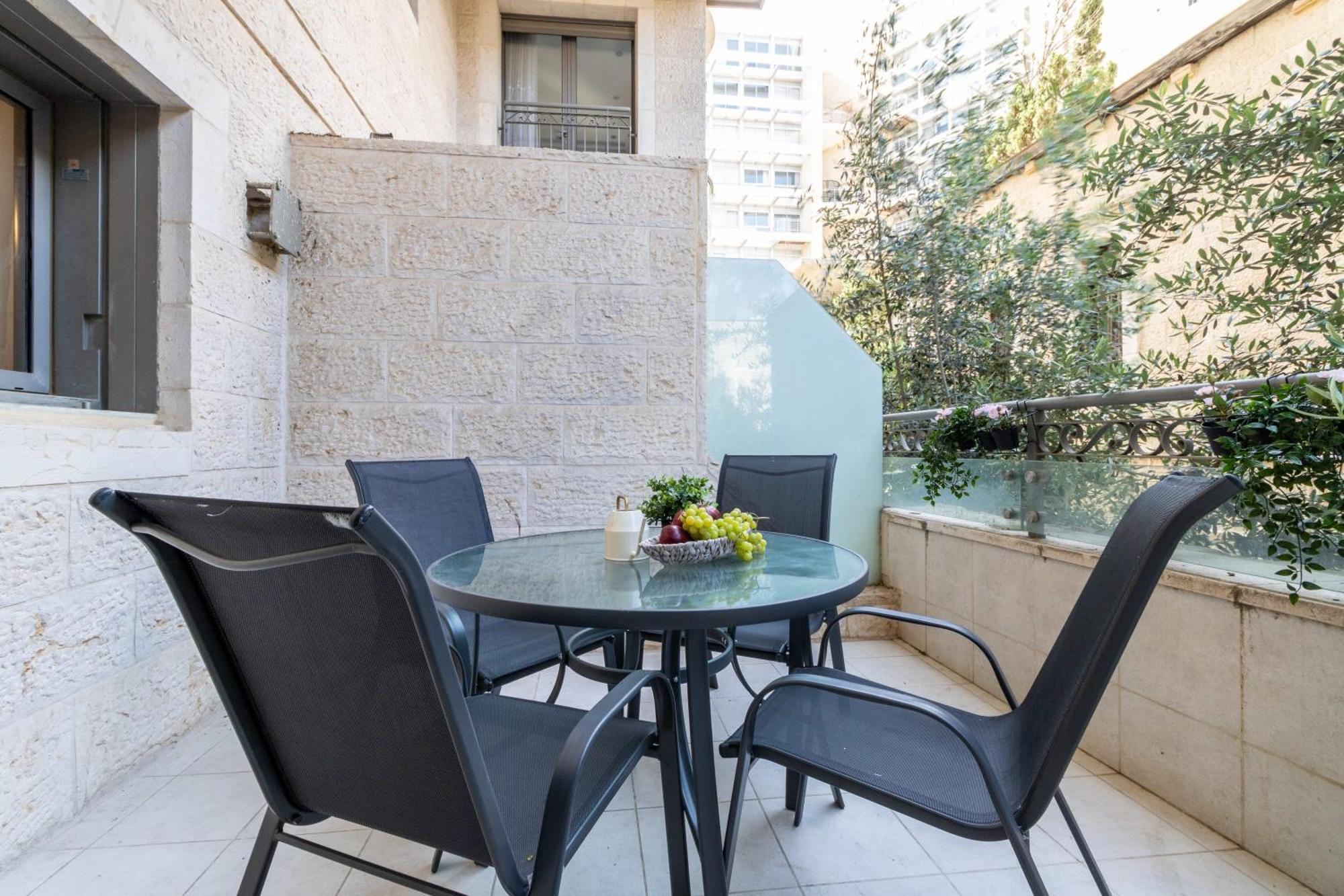 Kook Isrentals - Aparthotels In City Center Jérusalem Extérieur photo