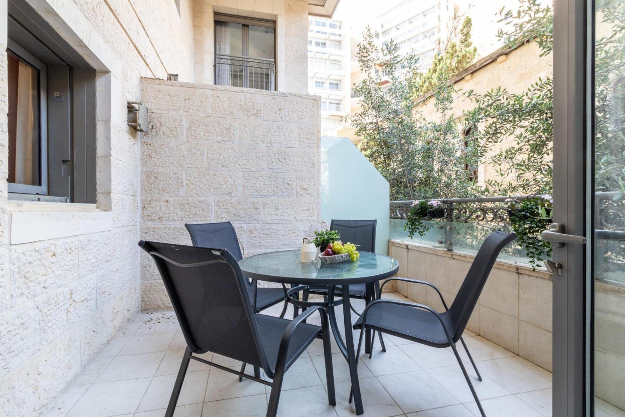 Kook Isrentals - Aparthotels In City Center Jérusalem Extérieur photo